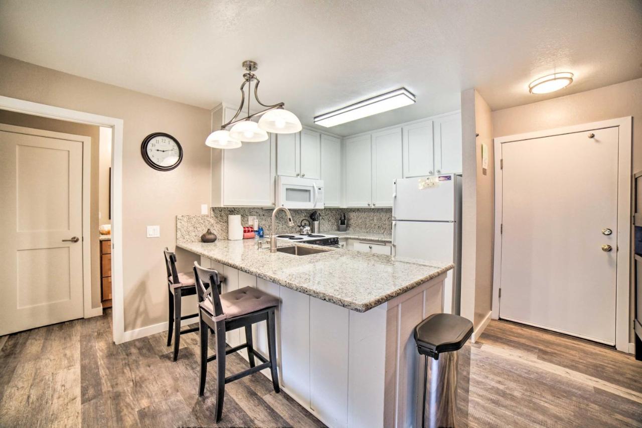 Mammoth Mtn Escape With Pool And Walk To Ski Lift Mammoth Lakes Exterior photo